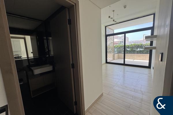 Prime location | Bright unit | Spacious